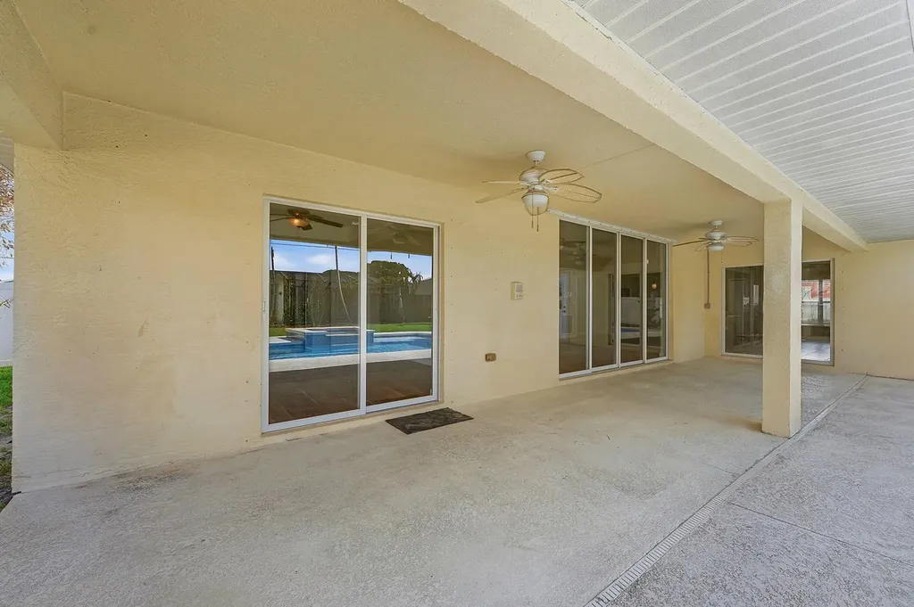 2314 SE Calcutta Circle Port St Lucie FL 34952