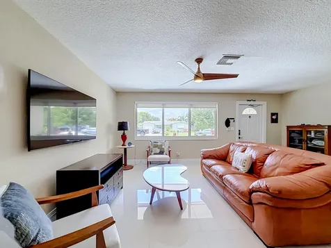 9416 SW 51st Place Cooper City FL 33328