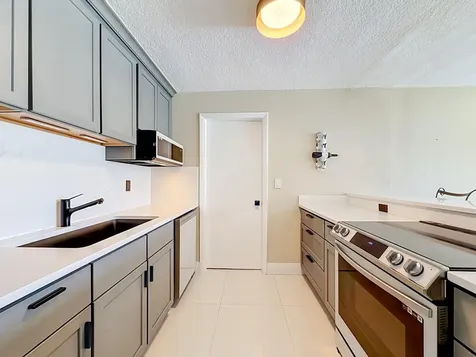 9416 SW 51st Place Cooper City FL 33328