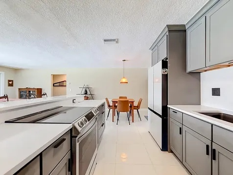 9416 SW 51st Place Cooper City FL 33328