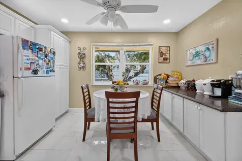 55 SE 14th Street Boca Raton FL 33432