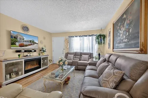 55 SE 14th Street Boca Raton FL 33432