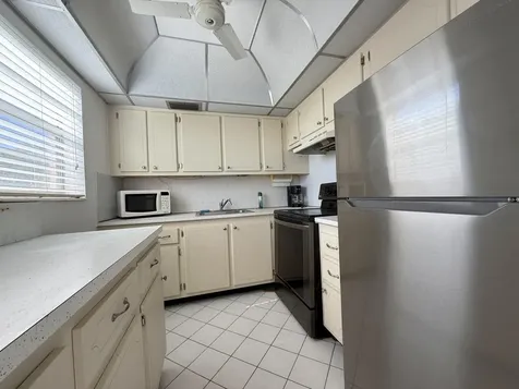 9 Hastings A West Palm Beach FL 33417
