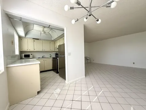 9 Hastings A West Palm Beach FL 33417