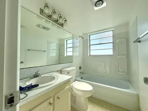 9 Hastings A West Palm Beach FL 33417