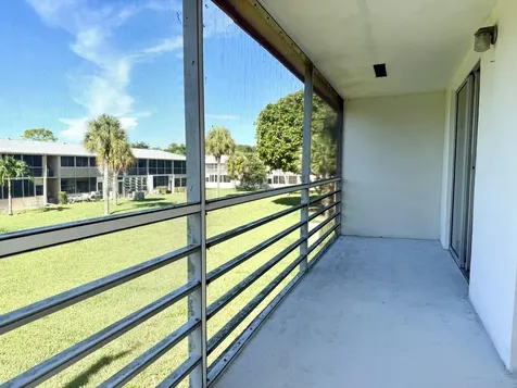 9 Hastings A West Palm Beach FL 33417