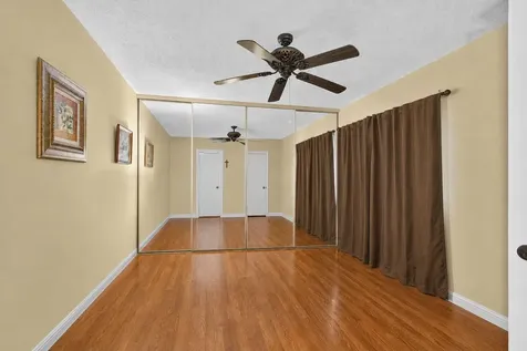 5034 50th Way West Palm Beach FL 33409