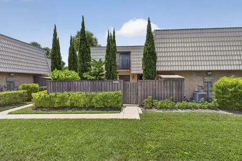 5034 50th Way West Palm Beach FL 33409