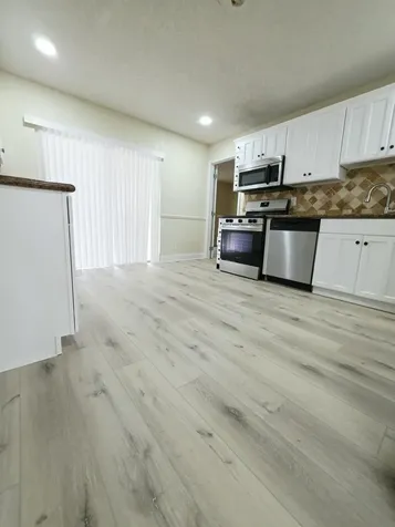 5447 Twin Oakes Road Greenacres FL 33463