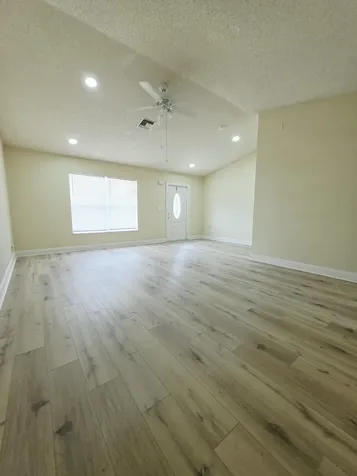 5447 Twin Oakes Road Greenacres FL 33463