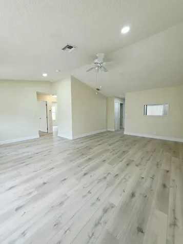 5447 Twin Oakes Road Greenacres FL 33463