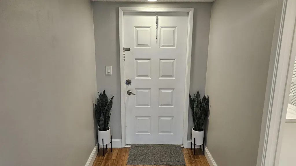 4200 Oaks Terrace Pompano Beach FL 33069