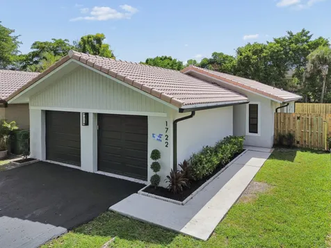 1722 NW 93rd Terrace Coral Springs FL 33071