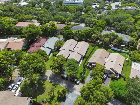 1722 NW 93rd Terrace Coral Springs FL 33071