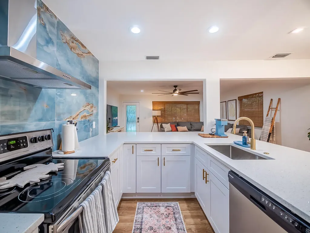 418 N Palmway Lake Worth Beach FL 33460