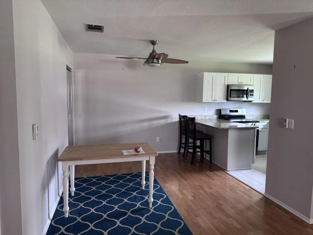 1428 SE Colchester Circle Port St Lucie FL 34952