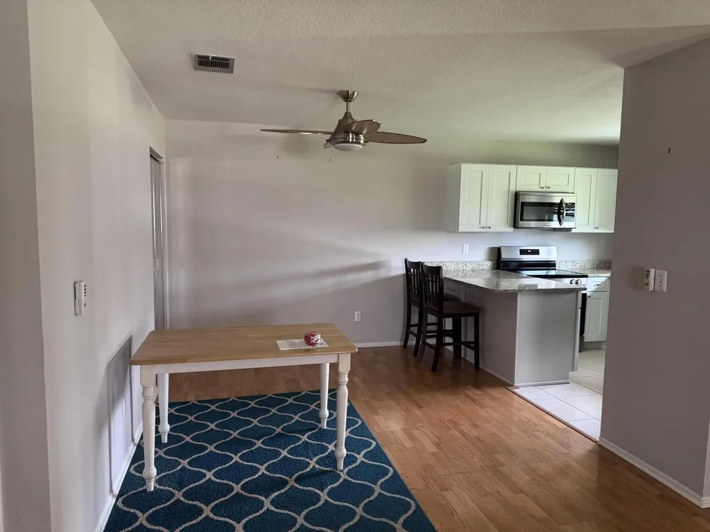 1428 SE Colchester Circle Port St Lucie FL 34952