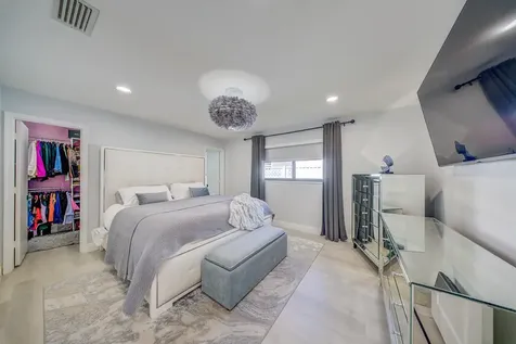 2831 SW 13th Court Deerfield Beach FL 33442