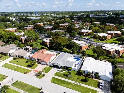 2831 SW 13th Court Deerfield Beach FL 33442