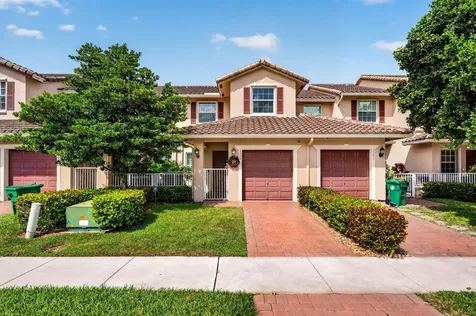 3355 Lakeside Drive Davie FL 33328