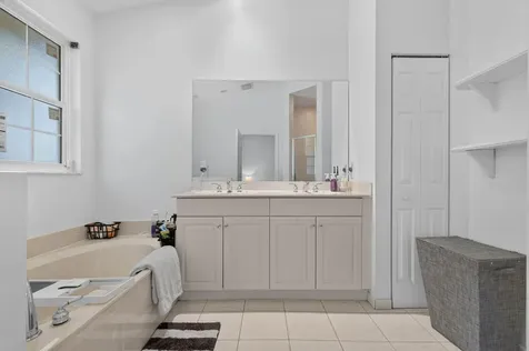3355 Lakeside Drive Davie FL 33328