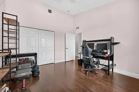 3355 Lakeside Drive Davie FL 33328