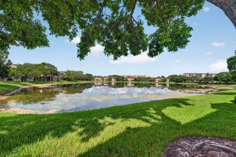 3355 Lakeside Drive Davie FL 33328