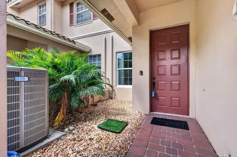 3355 Lakeside Drive Davie FL 33328
