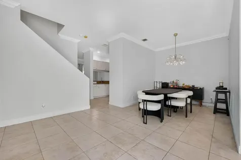 3355 Lakeside Drive Davie FL 33328
