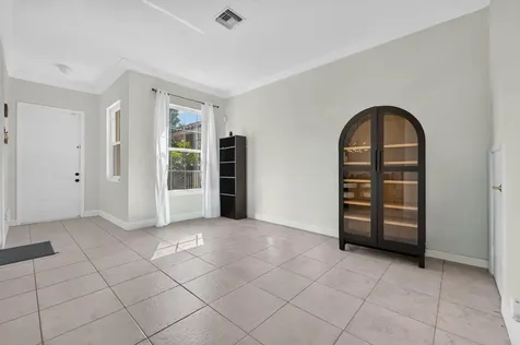 3355 Lakeside Drive Davie FL 33328
