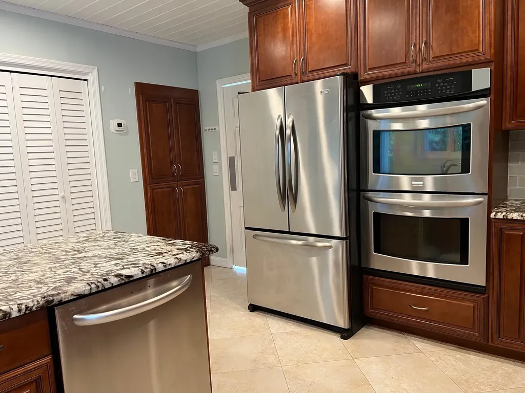 9 NW 9th Street Delray Beach FL 33444