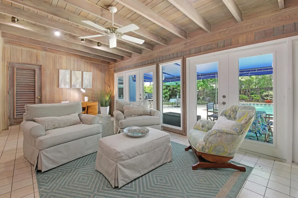 9 NW 9th Street Delray Beach FL 33444