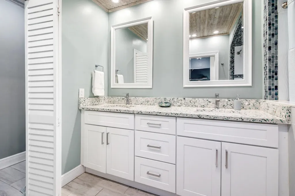 9 NW 9th Street Delray Beach FL 33444