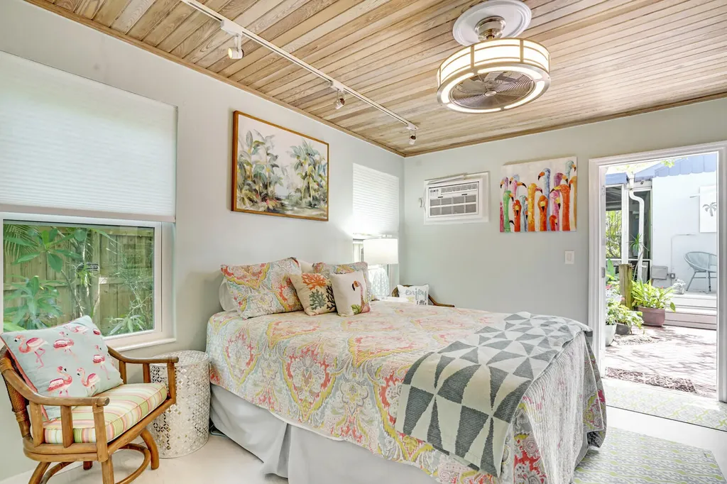 9 NW 9th Street Delray Beach FL 33444