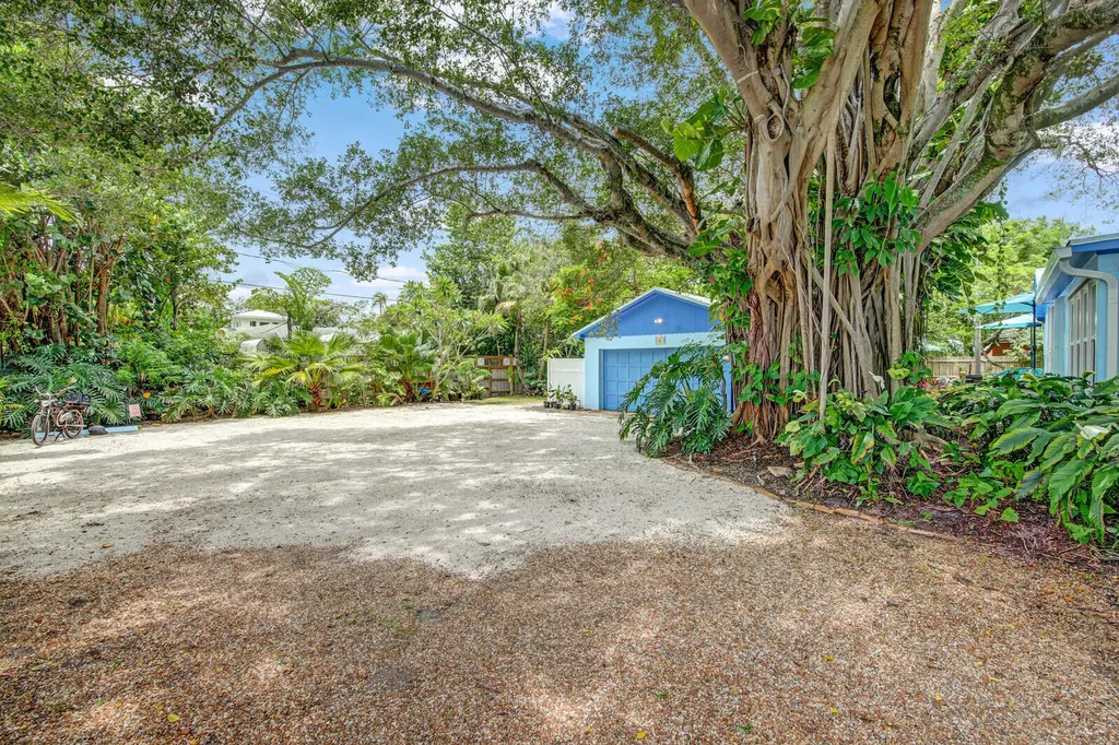 9 NW 9th Street Delray Beach FL 33444