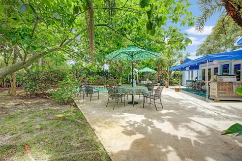 9 NW 9th Street Delray Beach FL 33444
