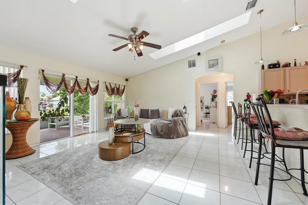 1842 SW Penrose Avenue Port St Lucie FL 34953