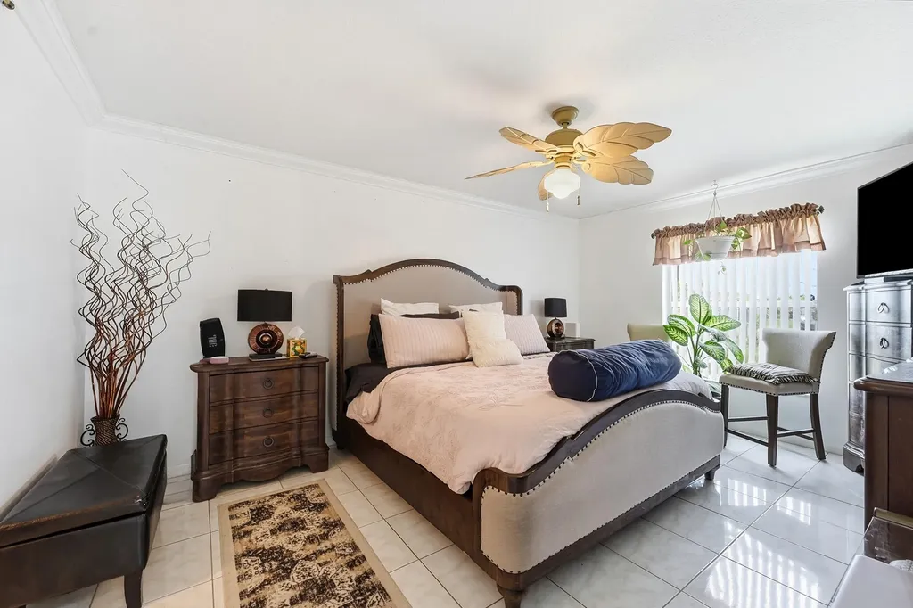 1842 SW Penrose Avenue Port St Lucie FL 34953