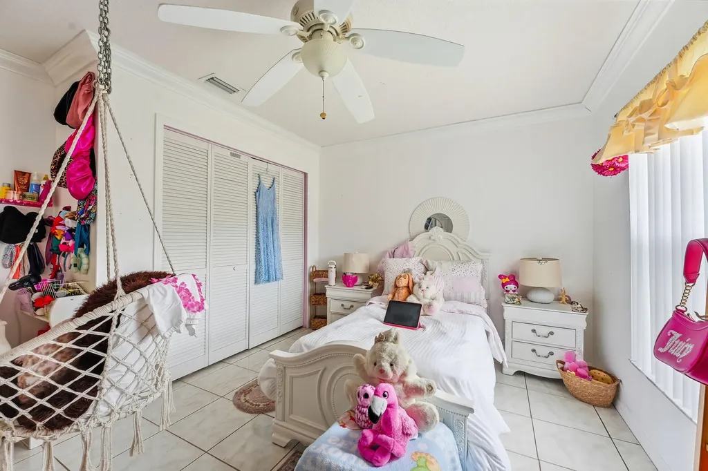 1842 SW Penrose Avenue Port St Lucie FL 34953