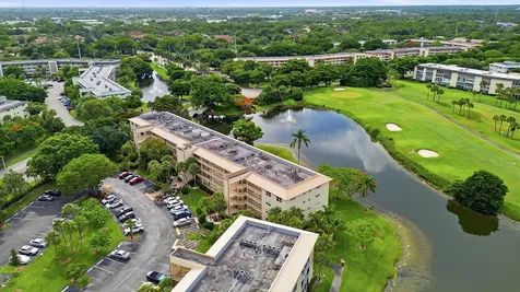 2905 Victoria Place Coconut Creek FL 33066