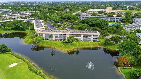 2905 Victoria Place Coconut Creek FL 33066