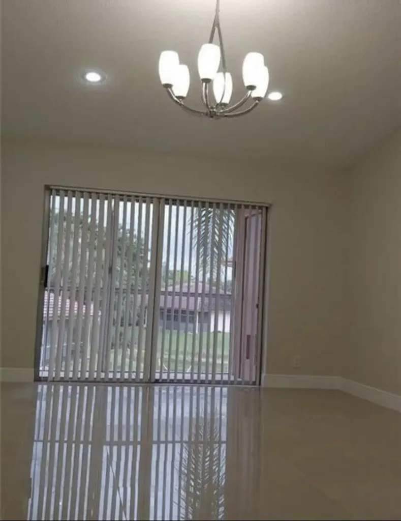 9903 Three Lakes Circle Boca Raton FL 33428