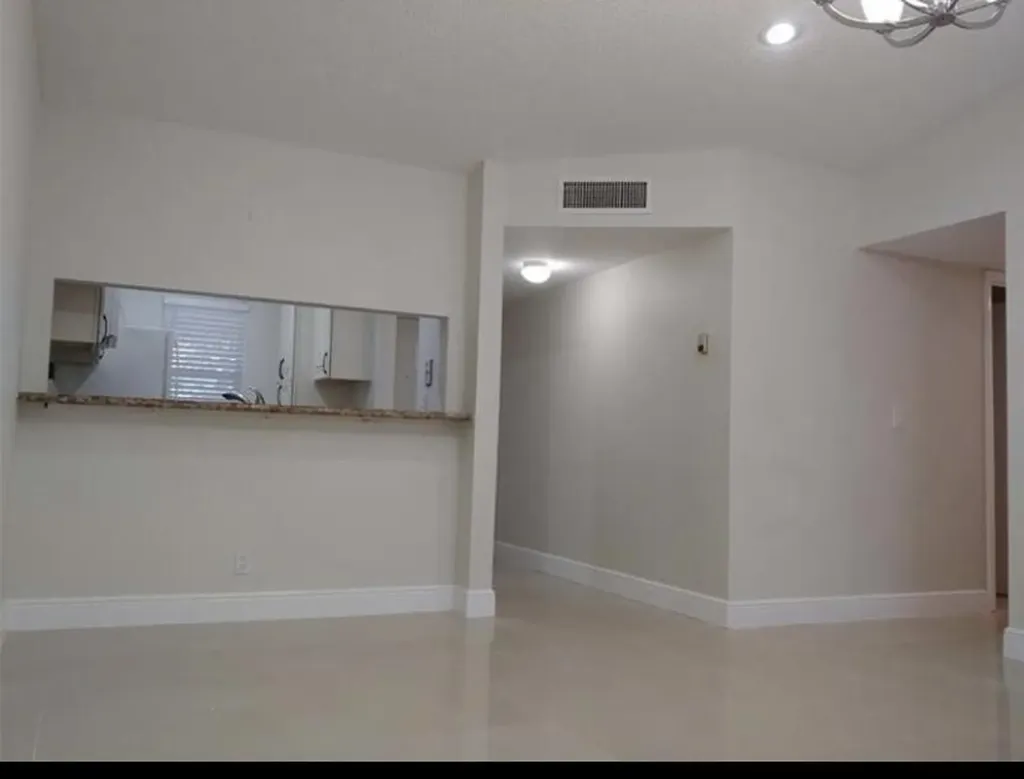 9903 Three Lakes Circle Boca Raton FL 33428