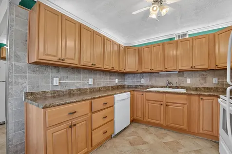 2049 Ventnor O Crescent Deerfield Beach FL 33442
