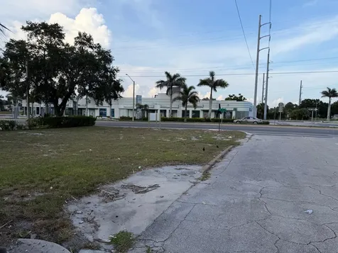 408 Avenue E Fort Pierce FL 34950
