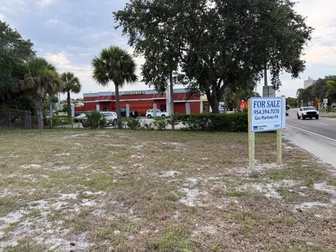 408 Avenue E Fort Pierce FL 34950