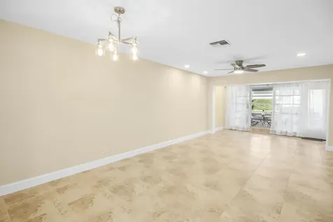1111 Mahogany Way Delray Beach FL 33445