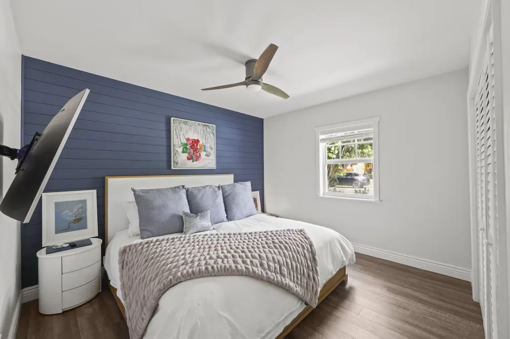 2205 W Pineridge Court Delray Beach FL 33444