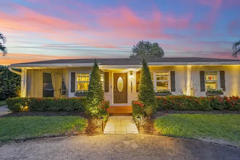 2205 W Pineridge Court Delray Beach FL 33444