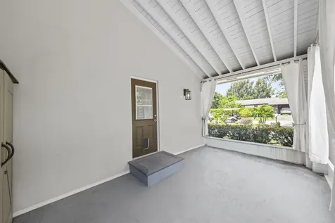 2205 W Pineridge Court Delray Beach FL 33444